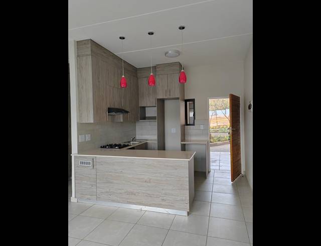 2 BEDROOM TOWNHOUSE FOR SALE IN MONDEOR